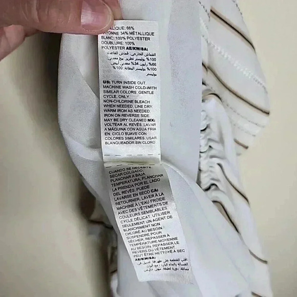 WHITE HOUSE BLACK MARKET Off The Shoulder Stripe‎ Blouse Size XS Top Shirt EUC - Picture 6 of 9